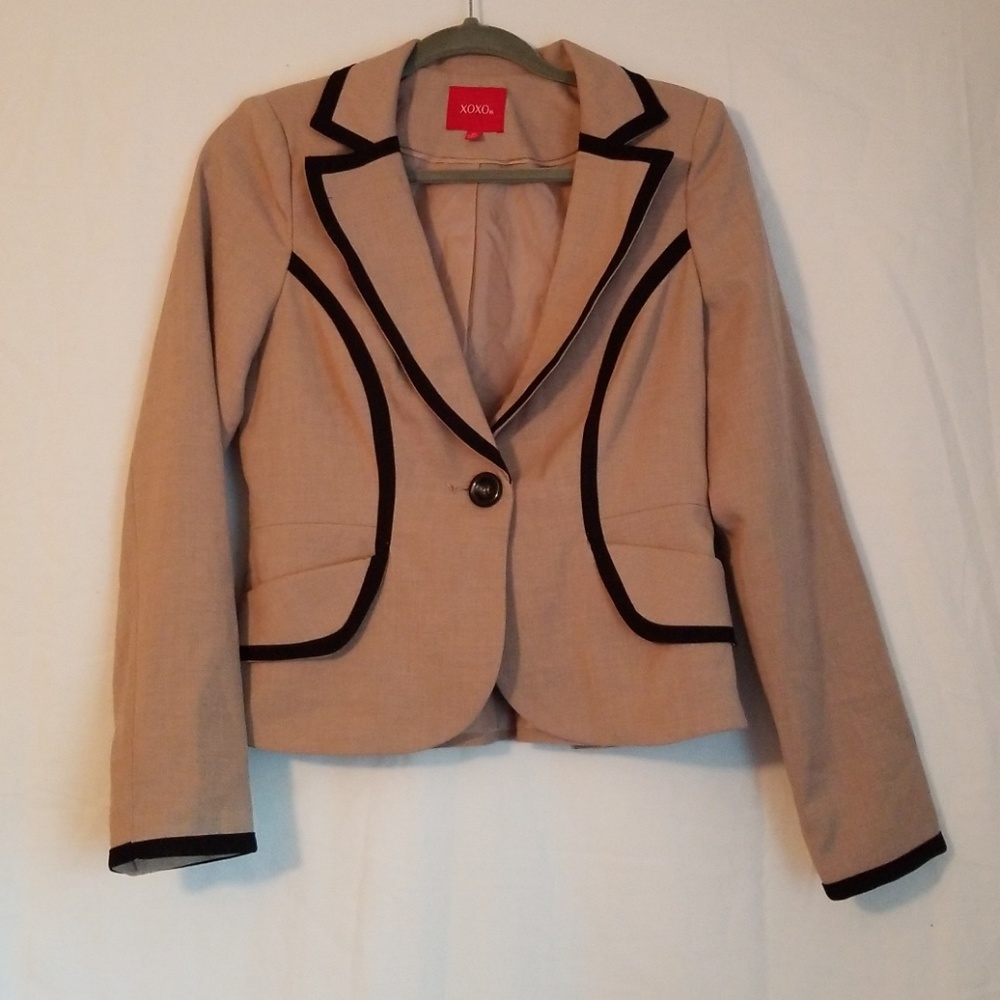 Xoxo blazer with pockets